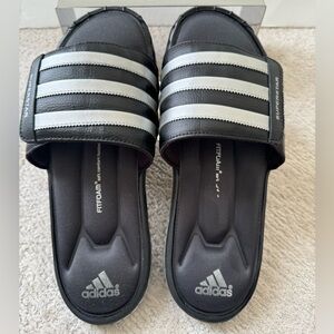 Men’s 11 ADIDAS Superstar Black-White Comfort